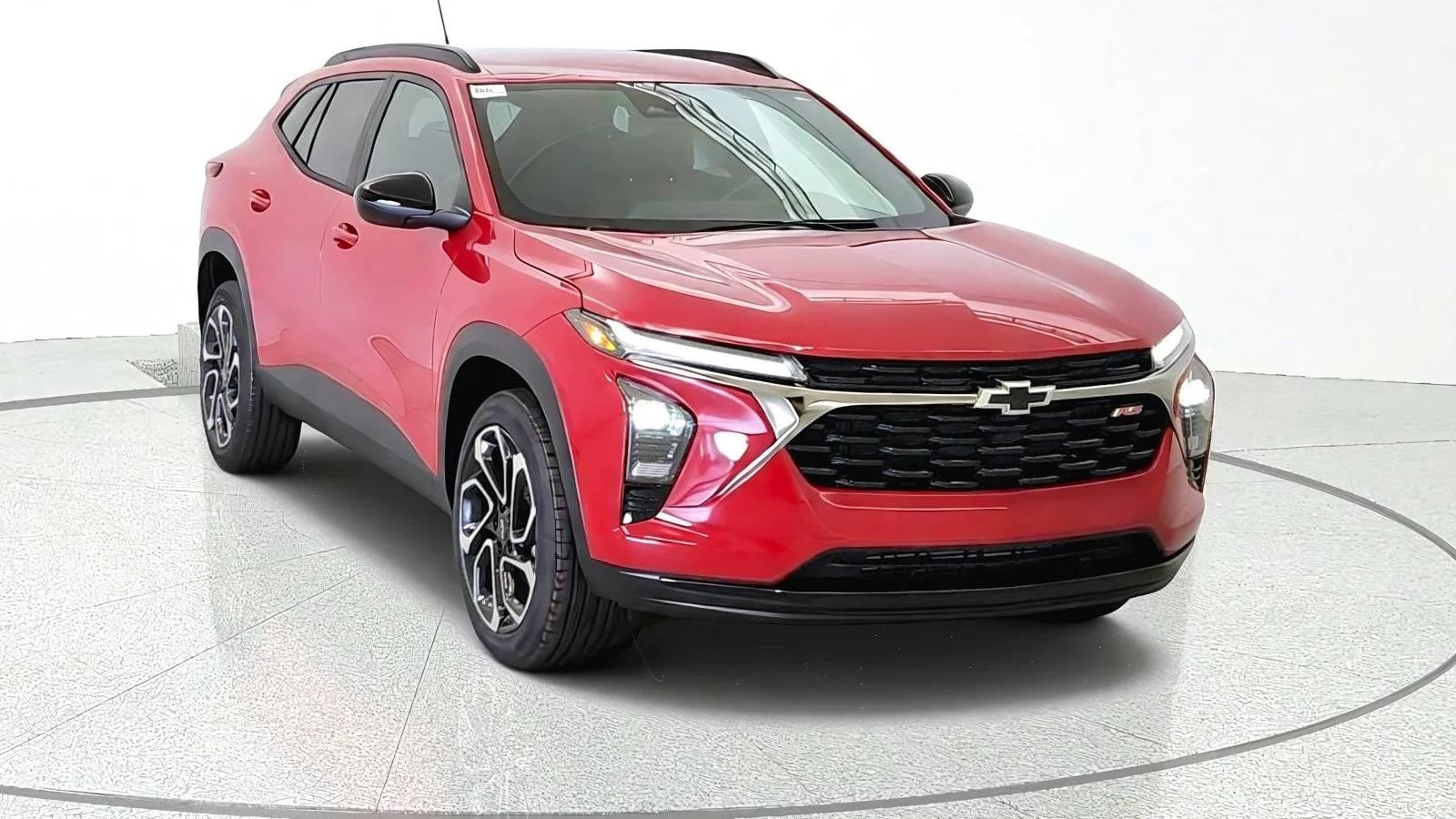 New 2026 Chevrolet Trax RS w/ Driver Confidence Package FWD image 2