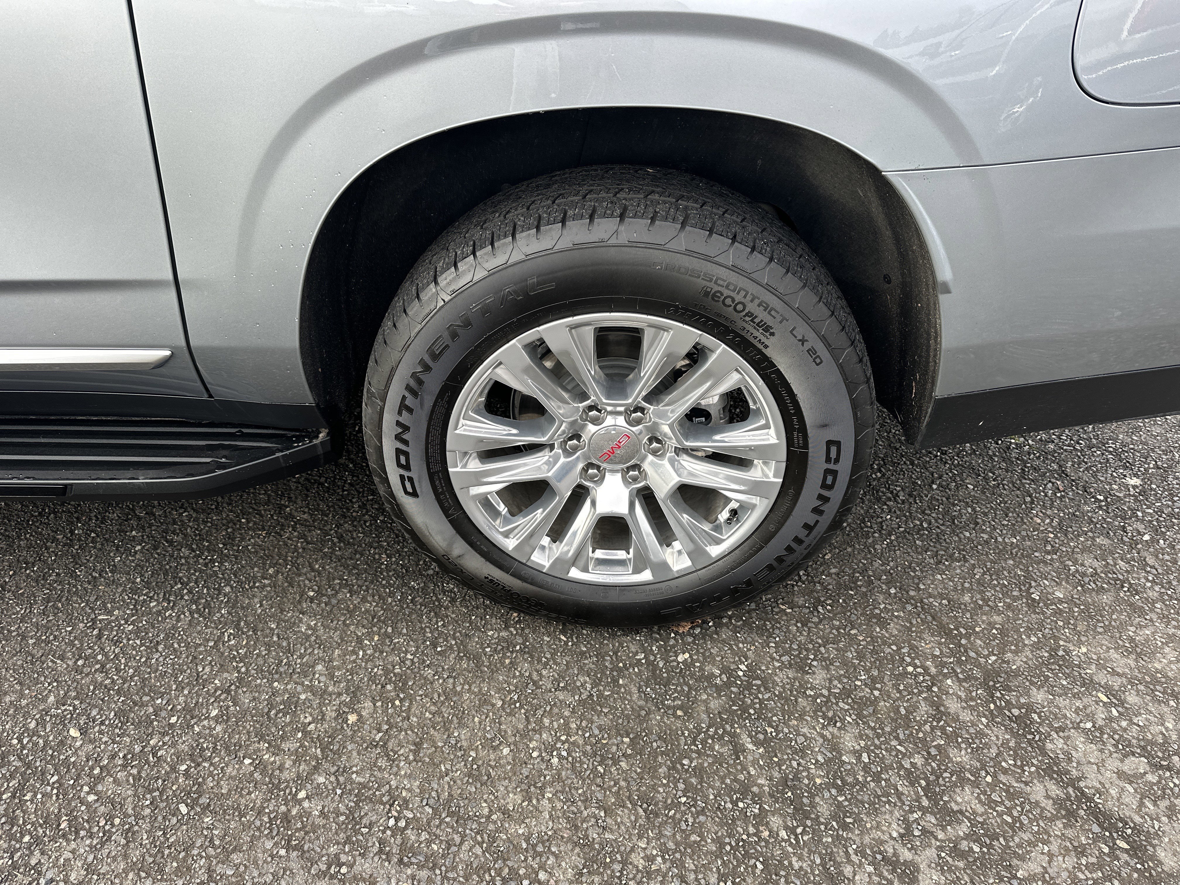 Certified 2025 GMC Yukon XL Denali image 25