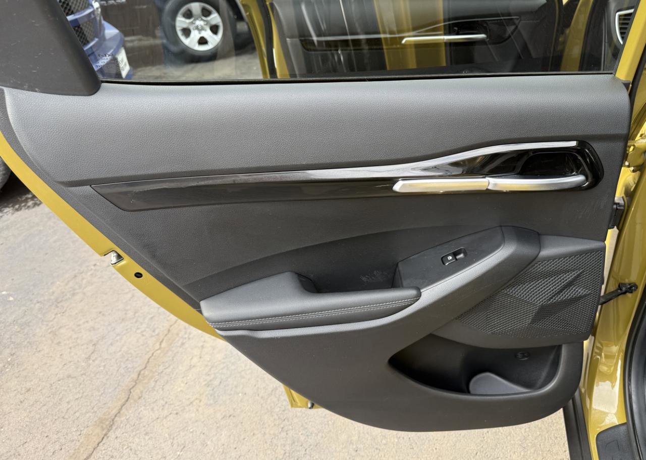 Used 2024 Kia Seltos S image 31