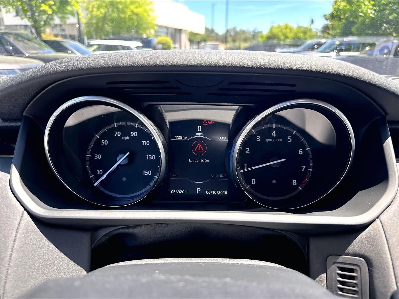 Used 2017 Land Rover Discovery SE AWD/4WD image 20