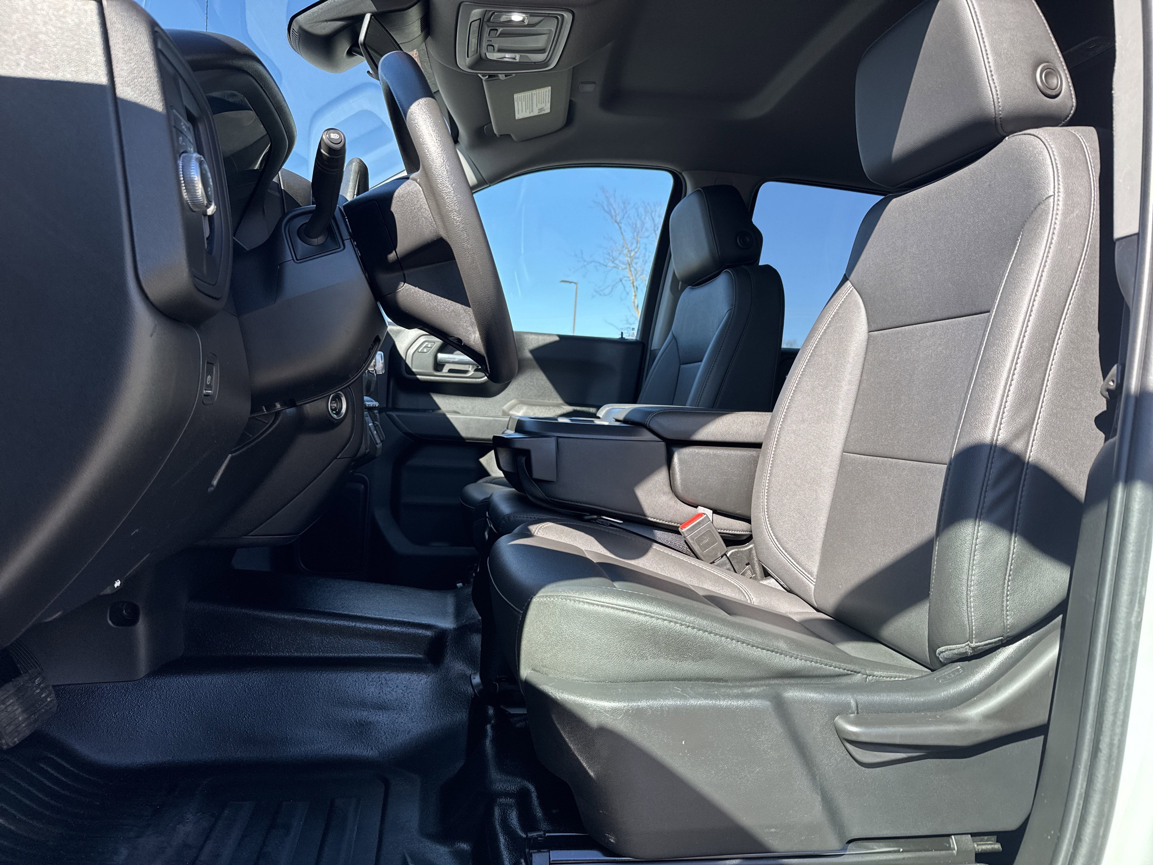 Used 2023 GMC Sierra 1500 Pro w/ Pro Value Package image 16