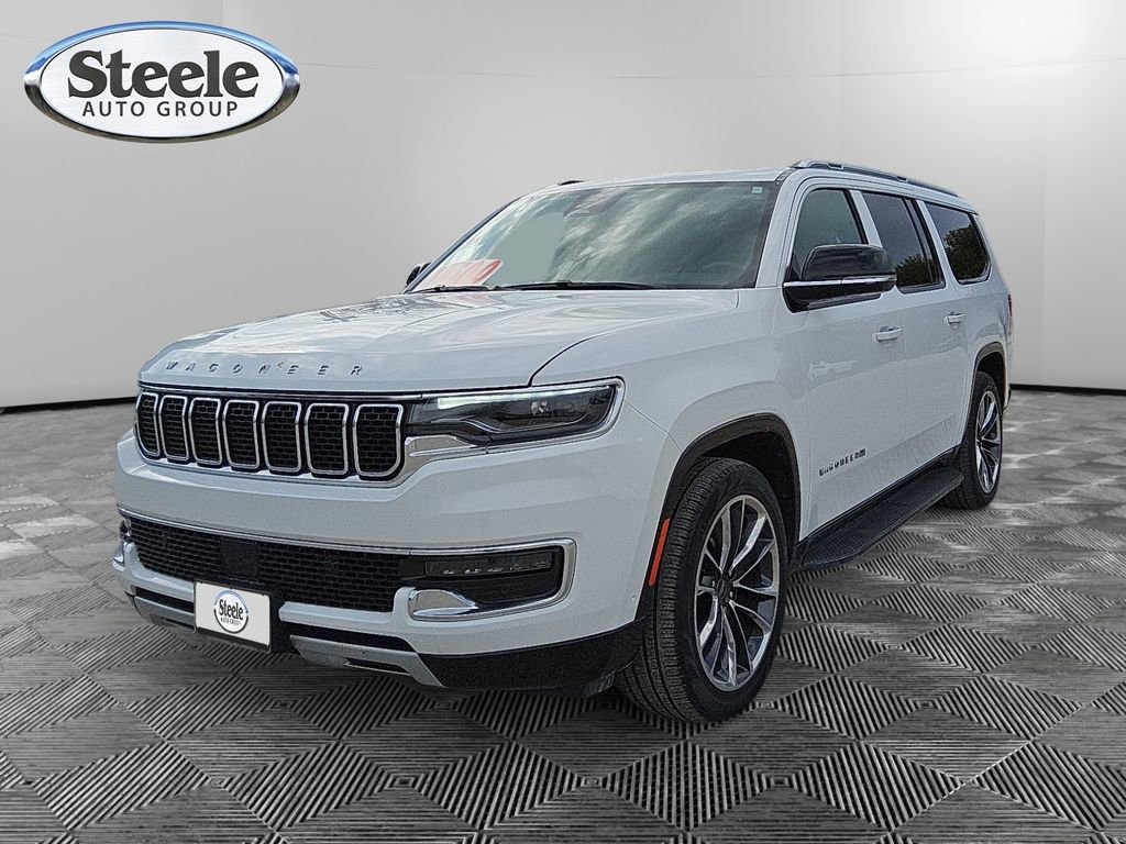 Used 2023 Jeep Wagoneer L Series II w/ Premium Group I image 1