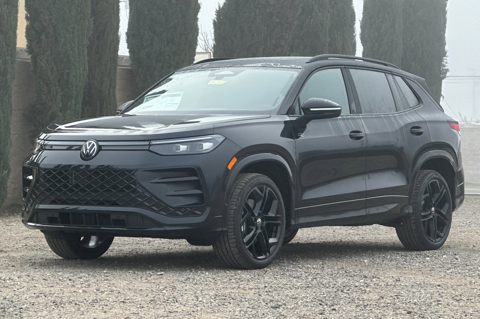 New 2026 Volkswagen Tiguan SE R-Line image 8