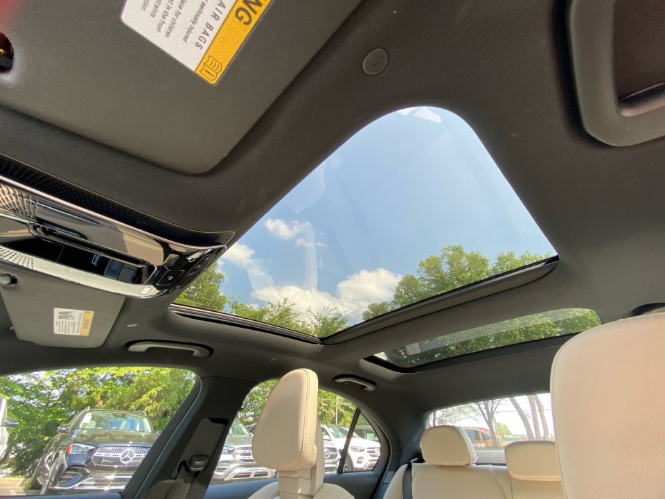 Used 2023 Mercedes-Benz C 300 4MATIC Sedan image 21