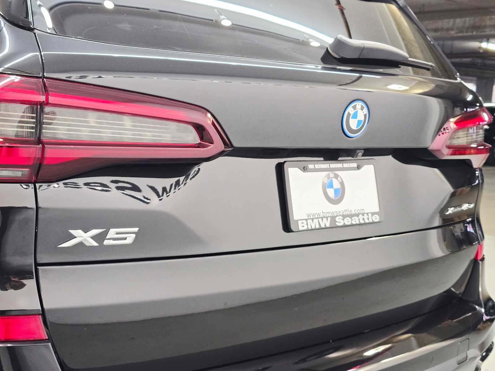 Used 2023 BMW X5 xDrive45e w/ Executive Package image 7
