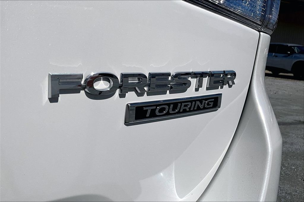 Used 2022 Subaru Forester Touring image 24
