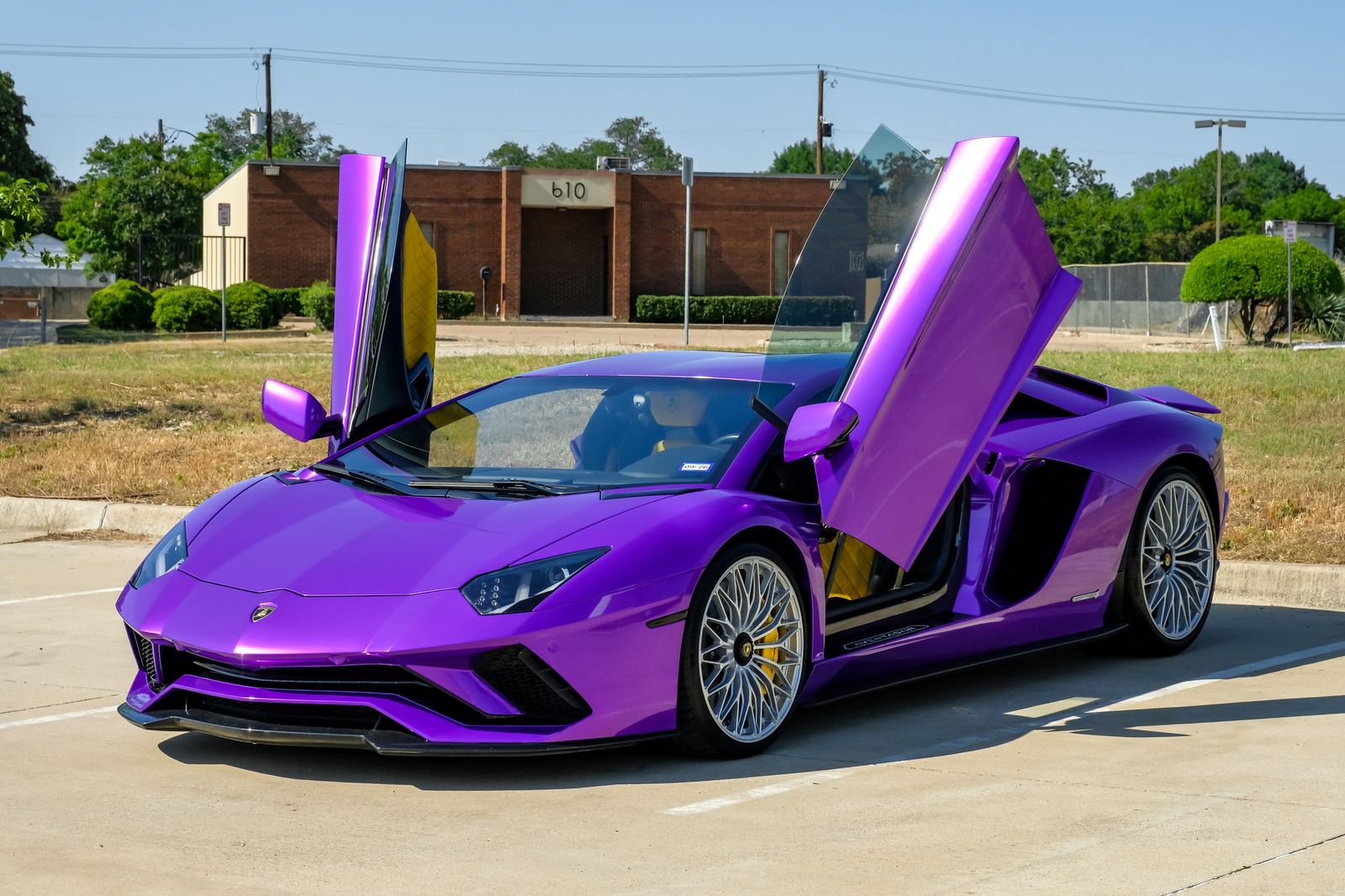 Used 2018 Lamborghini Aventador S AWD/4WD image 7