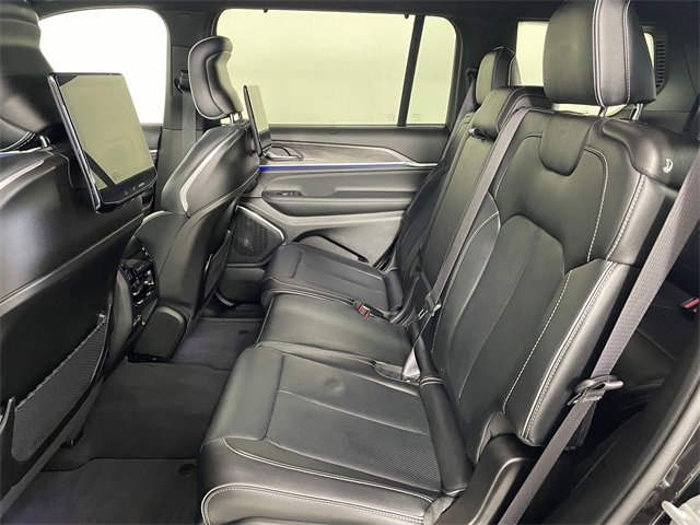 Certified 2025 Jeep Grand Cherokee L Overland w/ Advanced Protech Group III image 17