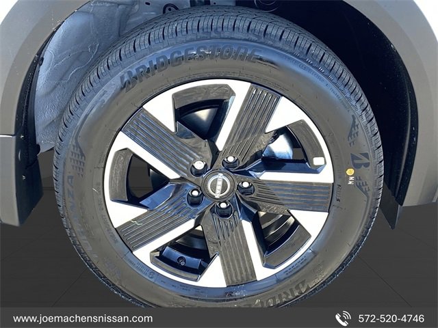 New 2026 Nissan Kicks SV w/ SV Premium Package image 7