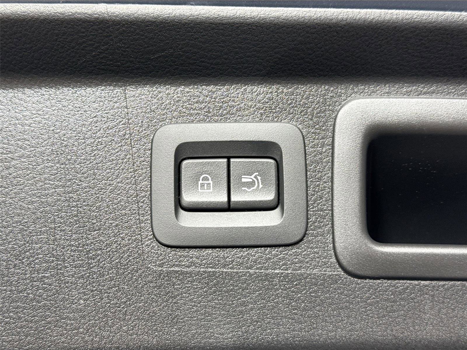 Certified 2024 MAZDA CX-50 AWD 2.5 S w/ Cargo Package image 40