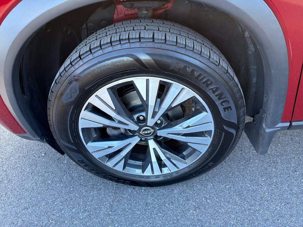 Used 2023 Nissan Rogue SV w/ SV Premium B Package AWD/4WD image 13