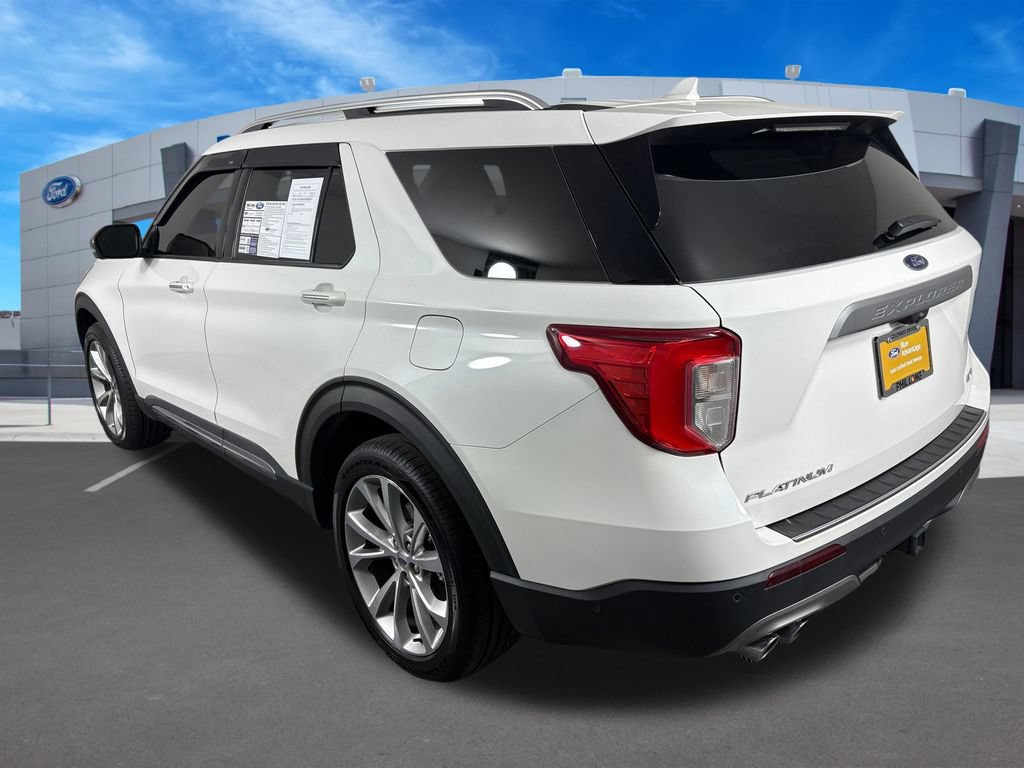 Certified 2022 Ford Explorer Platinum w/ Equipment Group 601A AWD/4WD image 3