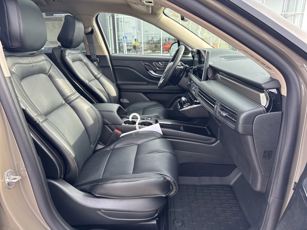 New 2026 Lincoln Corsair Reserve image 22