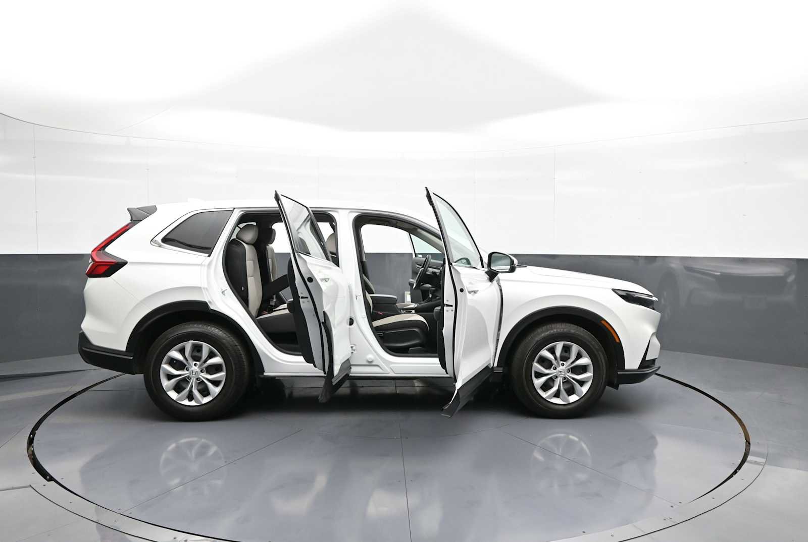 Certified 2025 Honda CR-V LX image 40