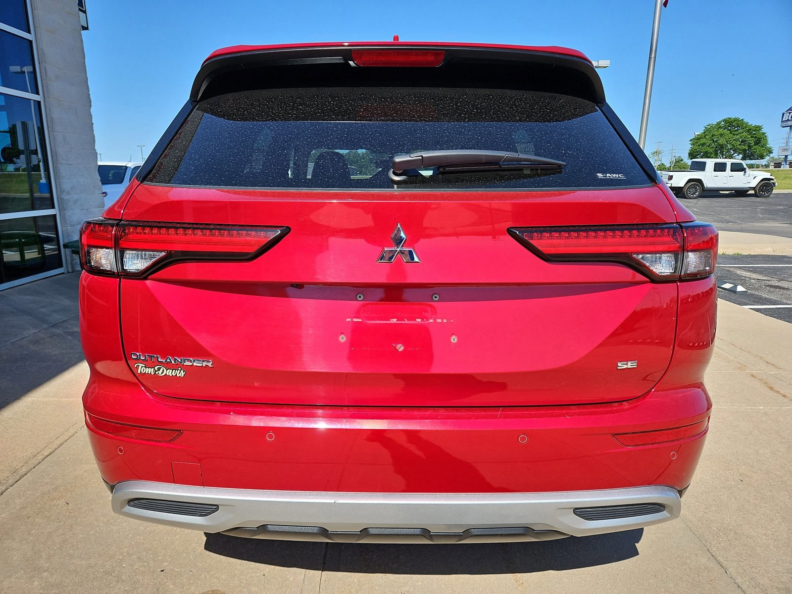 Used 2024 Mitsubishi Outlander SE AWD/4WD image 23