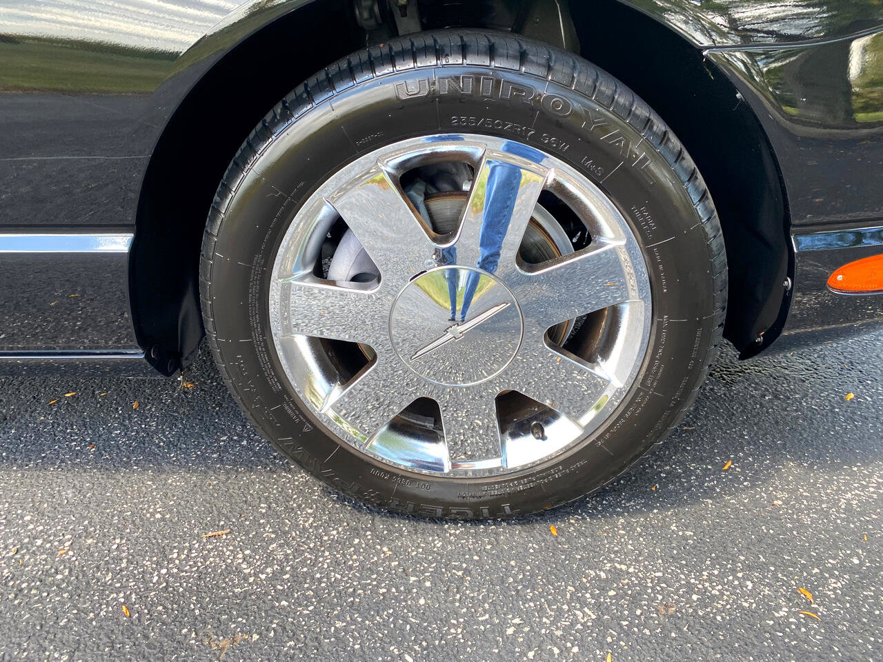 Used 2002 Ford Thunderbird Deluxe image 45