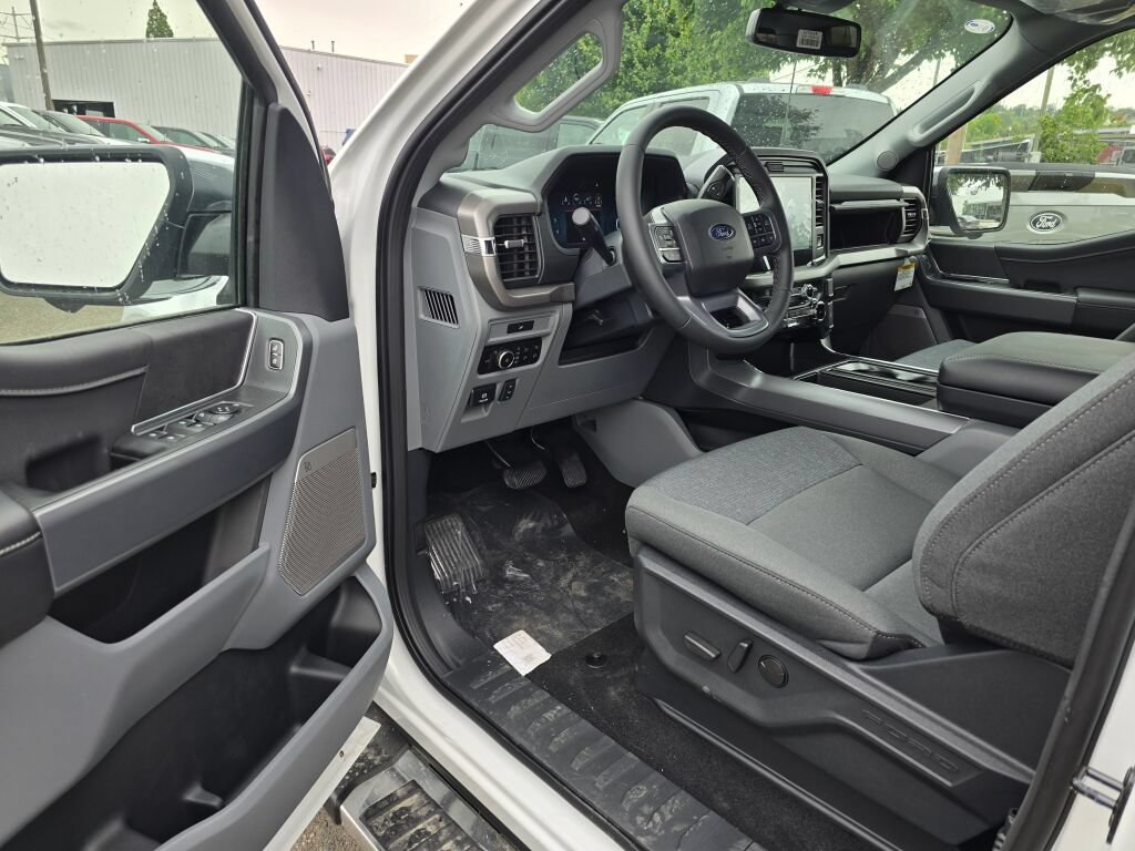 New 2026 Ford F150 XLT w/ Equipment Group 303A High AWD/4WD image 17