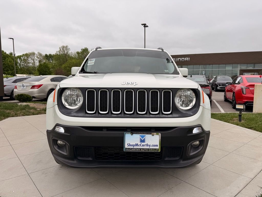Used 2017 Jeep Renegade Latitude AWD/4WD image 8