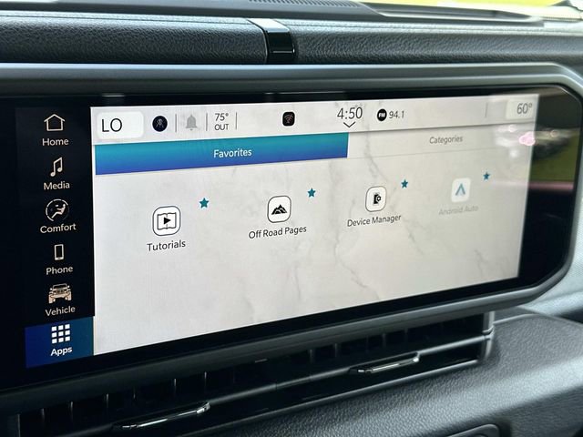 New 2025 Jeep Gladiator Willys image 40