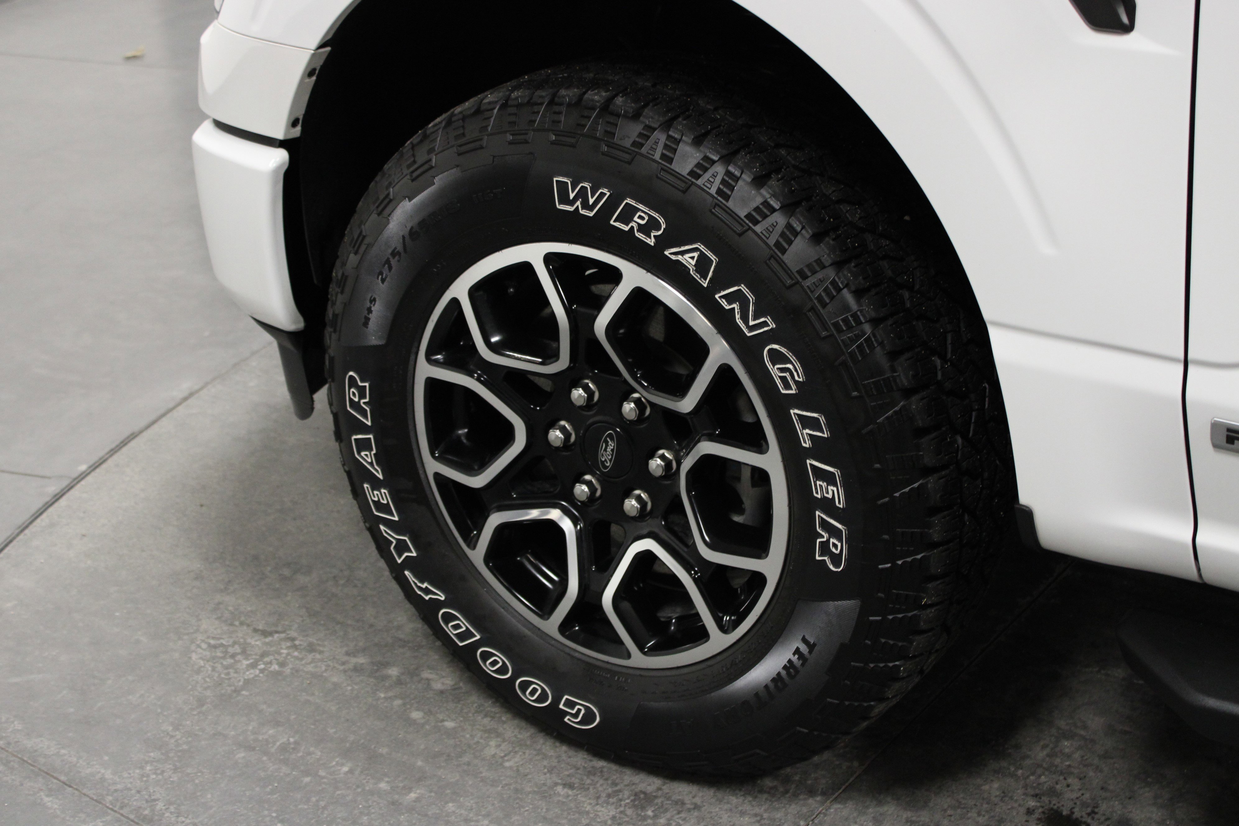 Used 2021 Ford F150 XLT w/ Equipment Group 302A High image 10