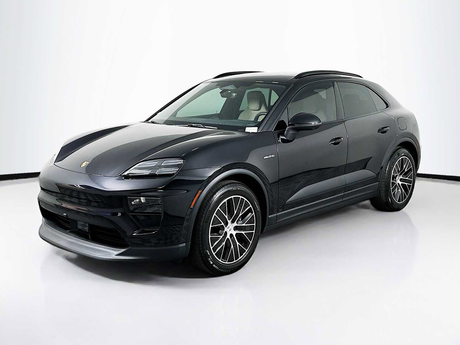 New 2025 Porsche Macan 4 Electric image 1