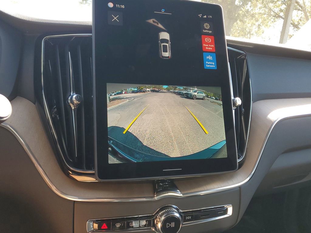 New 2026 Volvo XC60 T8 Core image 9