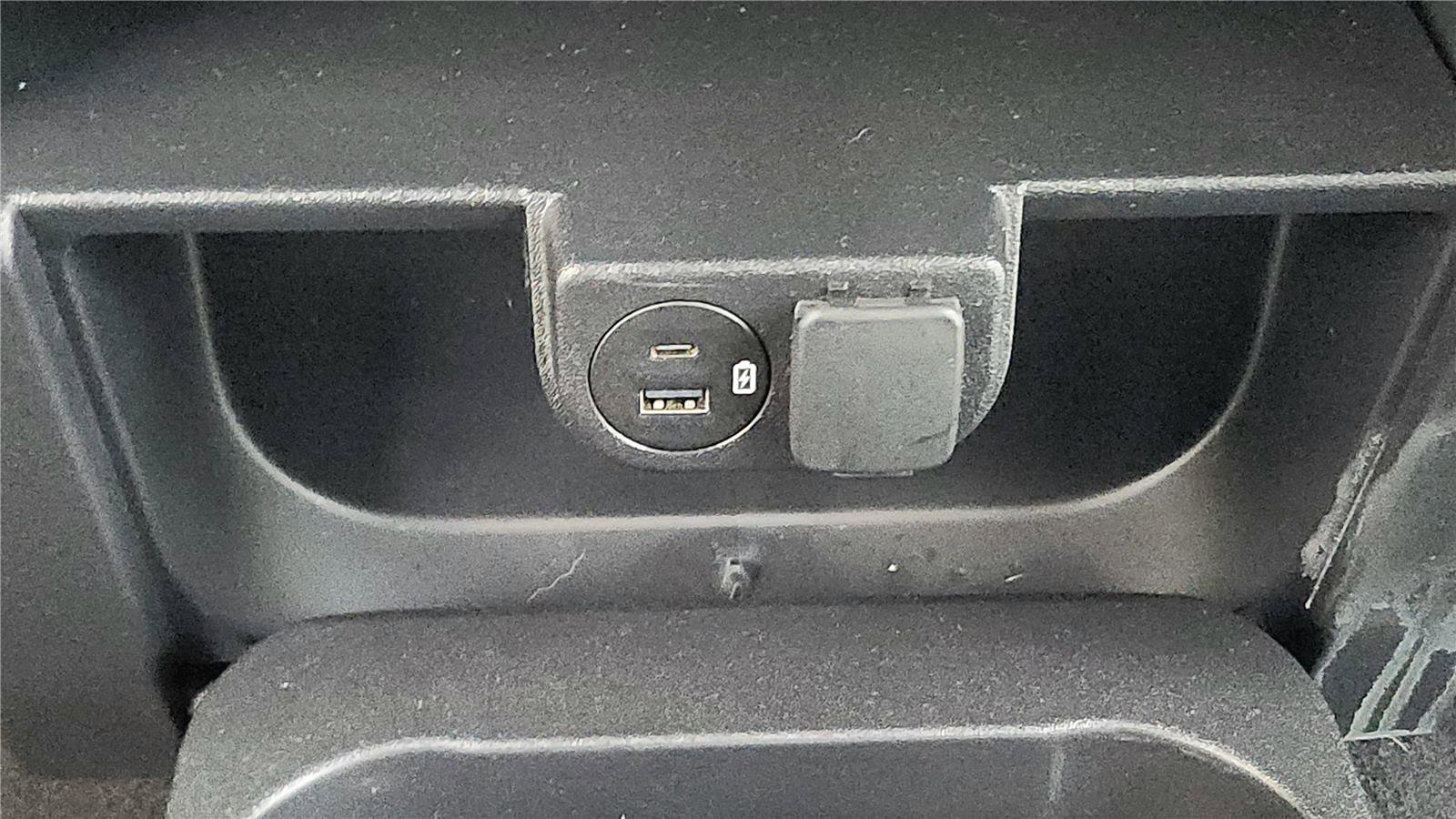 Used 2023 Ford F150 XLT image 33