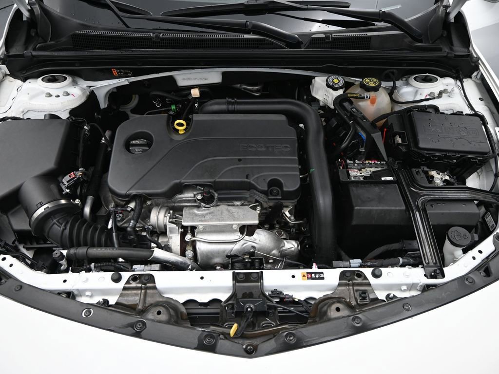 Used 2023 Chevrolet Malibu LT image 17