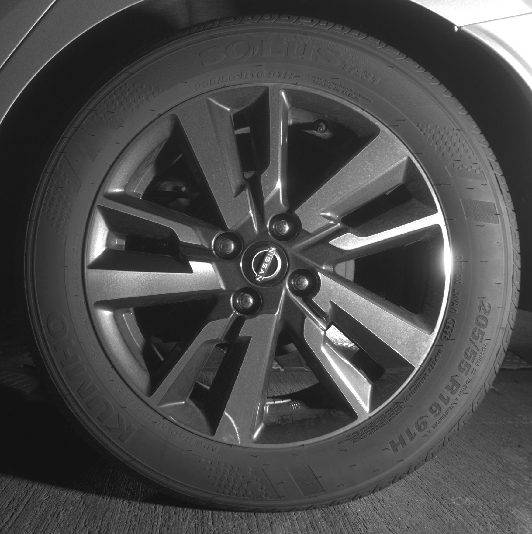 Used 2025 Nissan Versa SV image 14