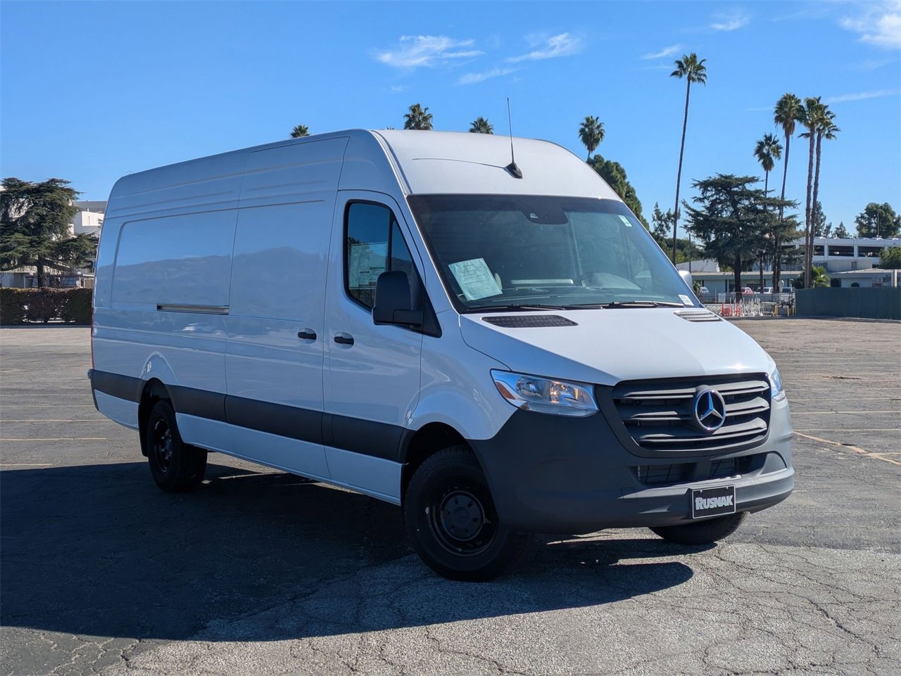 Used 2024 Mercedes-Benz Sprinter 3500 image 14