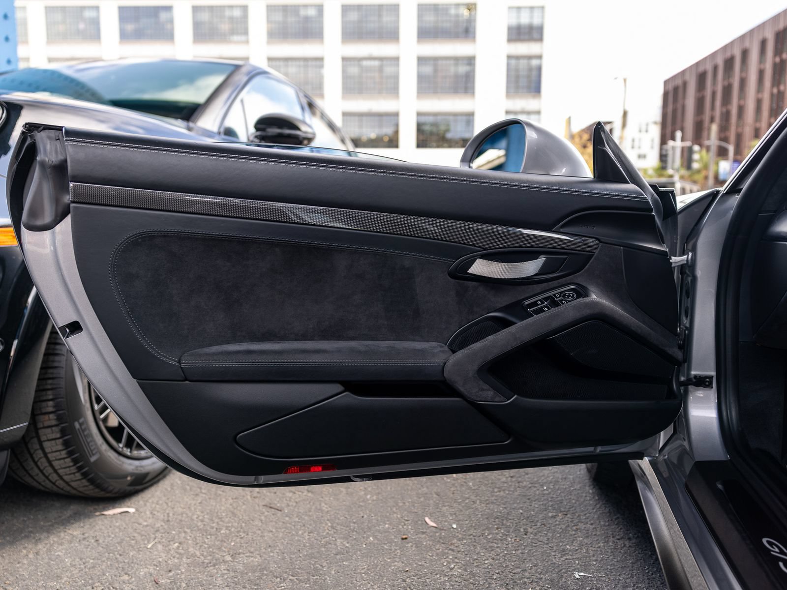 Certified 2016 Porsche 911 GT3 RS RWD image 38
