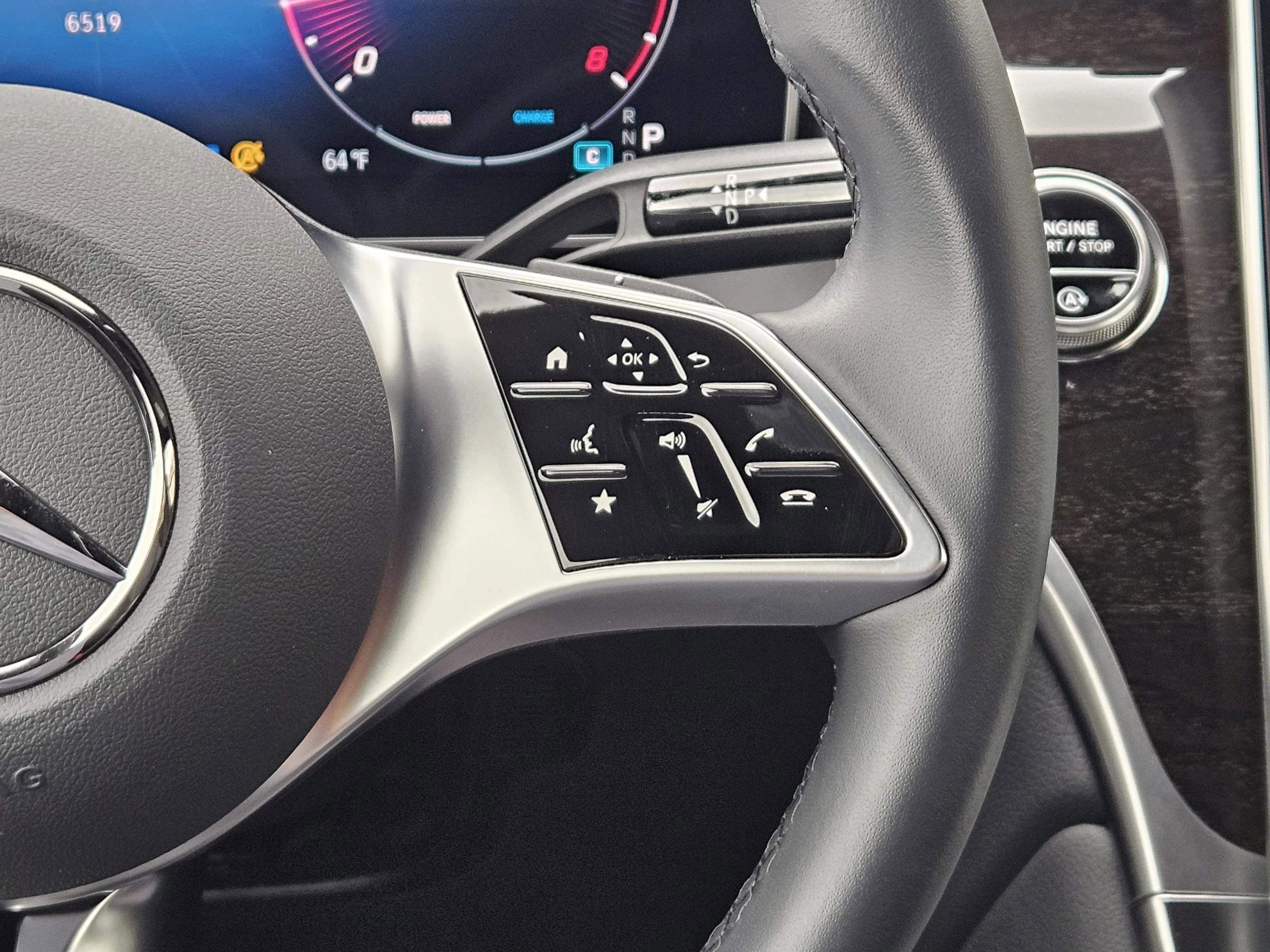 Certified 2025 Mercedes-Benz GLC 300 4MATIC image 27