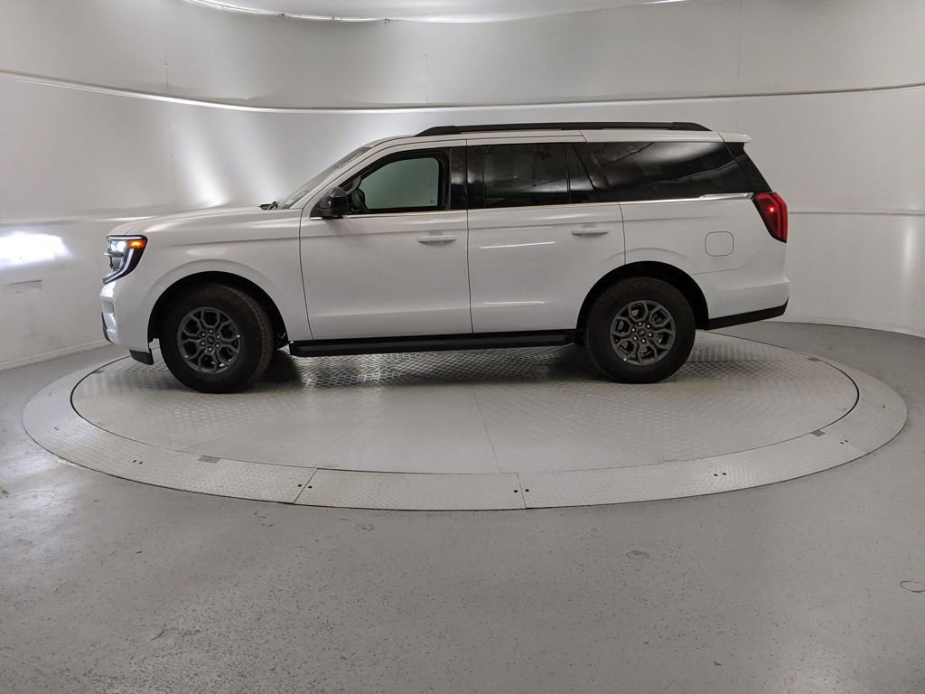 New 2025 Ford Expedition Active image 5