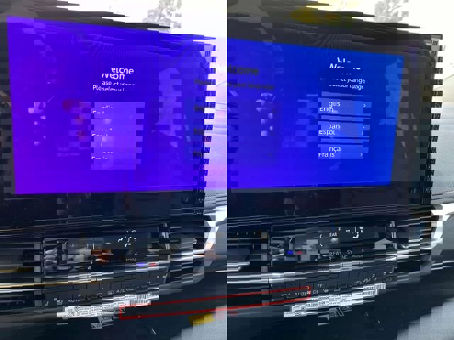 New 2026 Toyota Sienna Platinum image 11