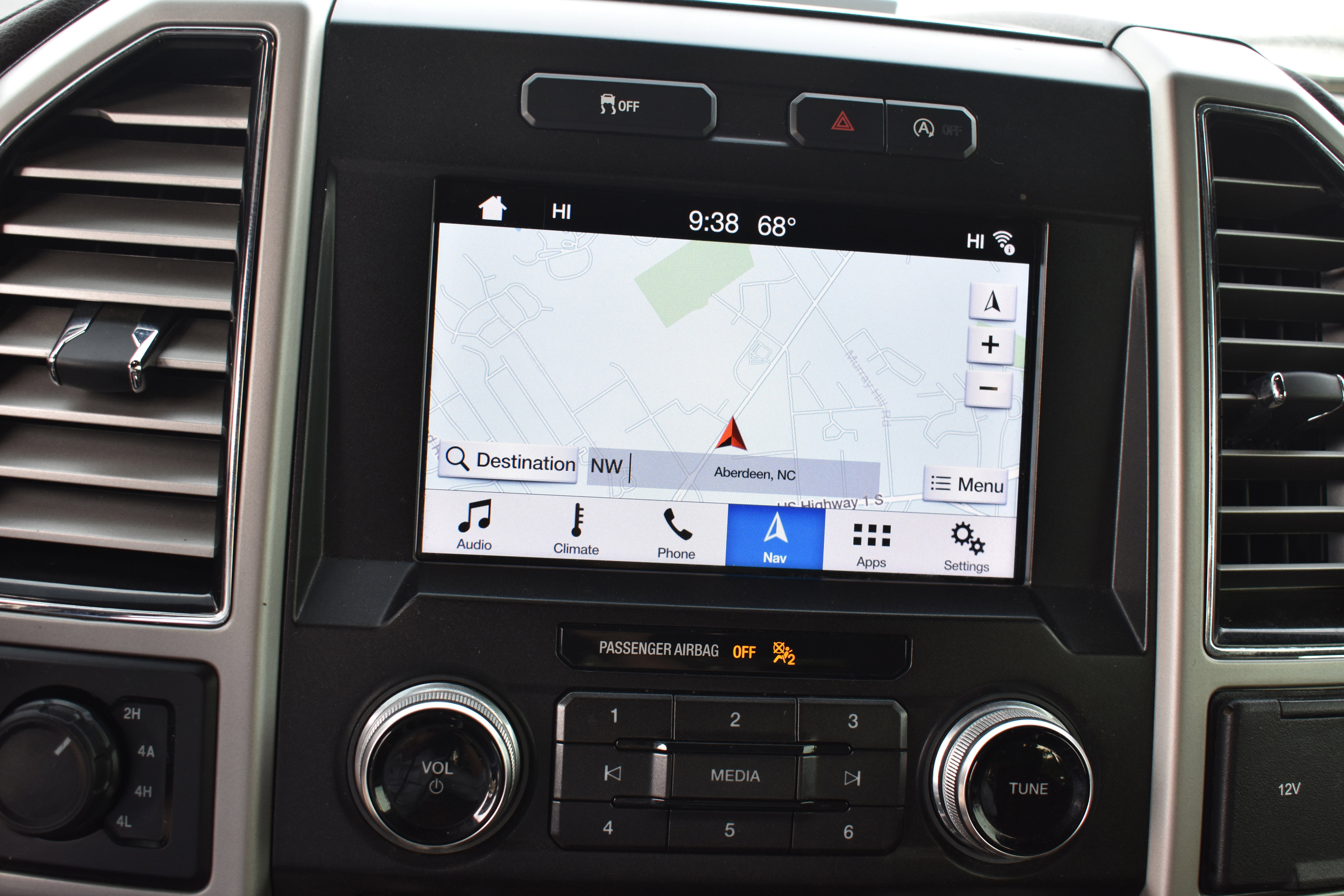 Used 2018 Ford F150 King Ranch image 19