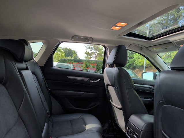 Used 2017 MAZDA CX-5 Touring w/ Preferred Equipment Package FWD image 19