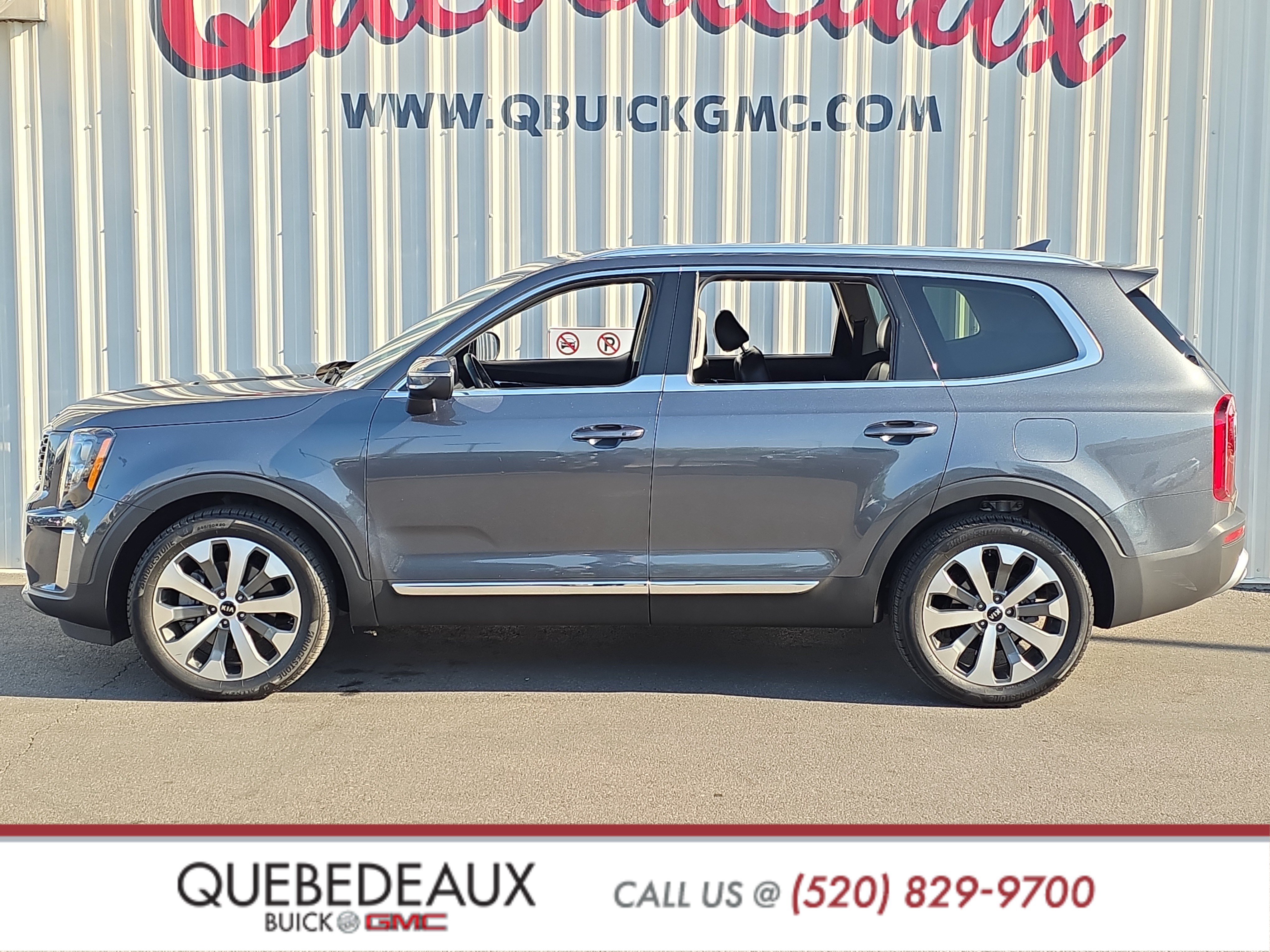 Used 2021 Kia Telluride EX w/ EX Premium Package FWD image 4