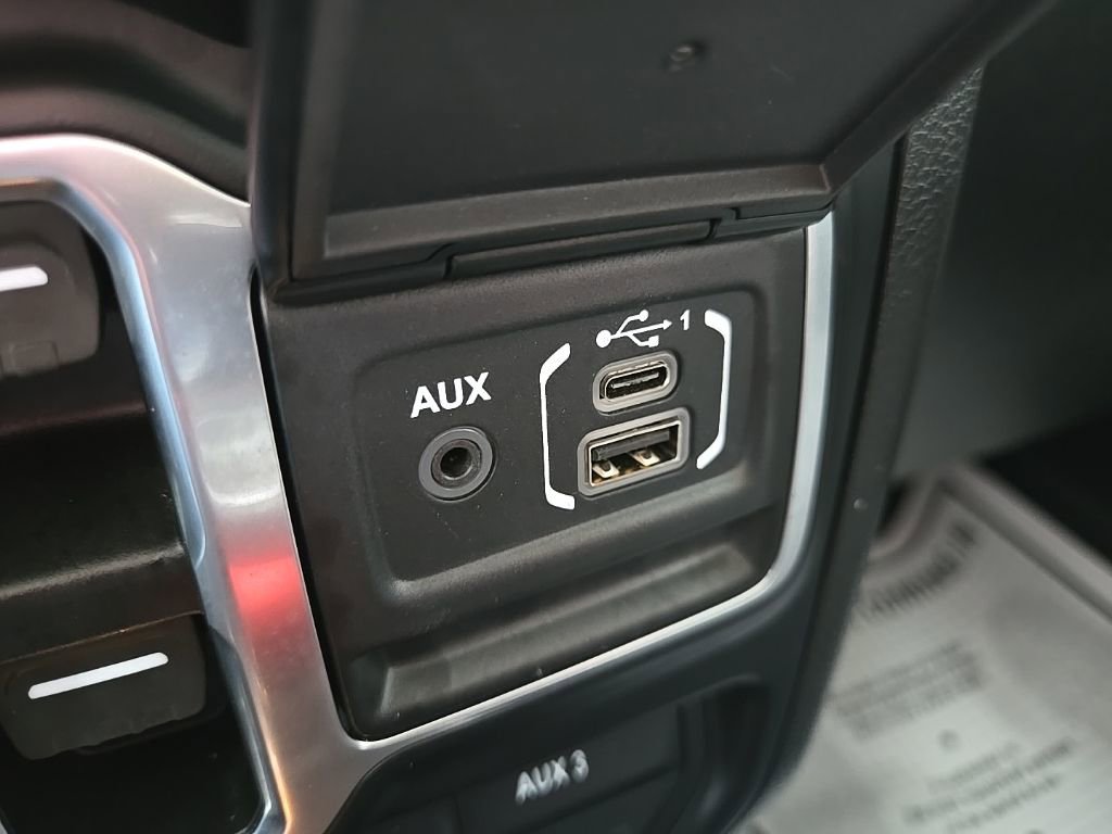 Used 2023 Jeep Wrangler Unlimited image 67