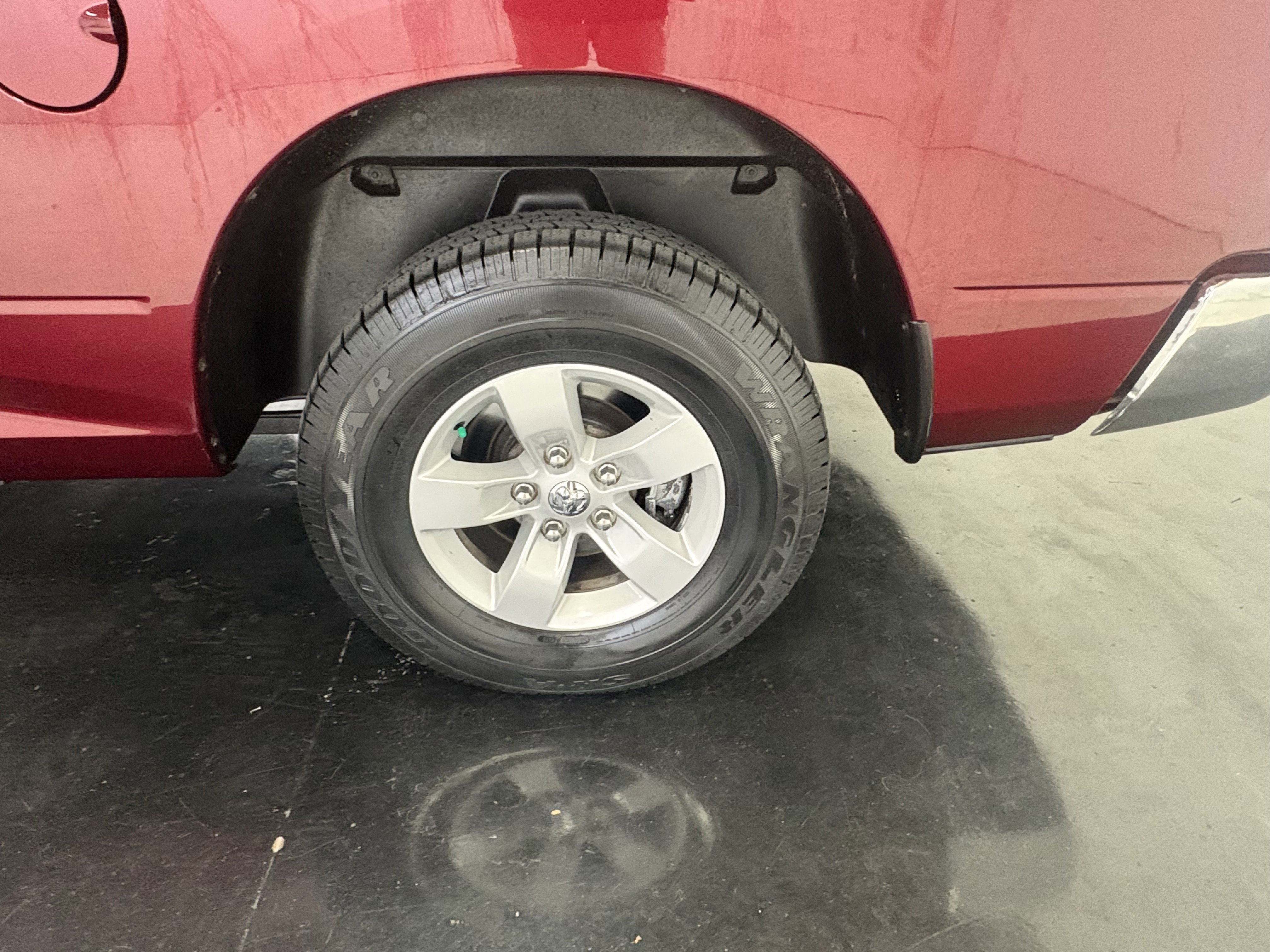 Used 2019 RAM 1500 Classic SLT image 11