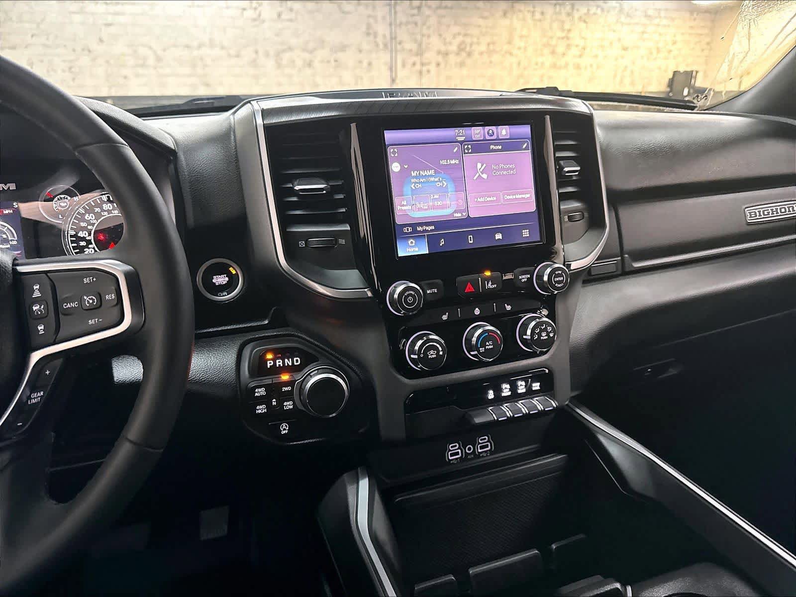 Used 2025 RAM 1500 Big Horn AWD/4WD image 9