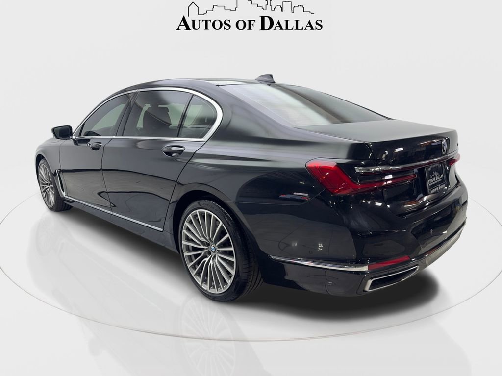 Used 2022 BMW 740i image 9