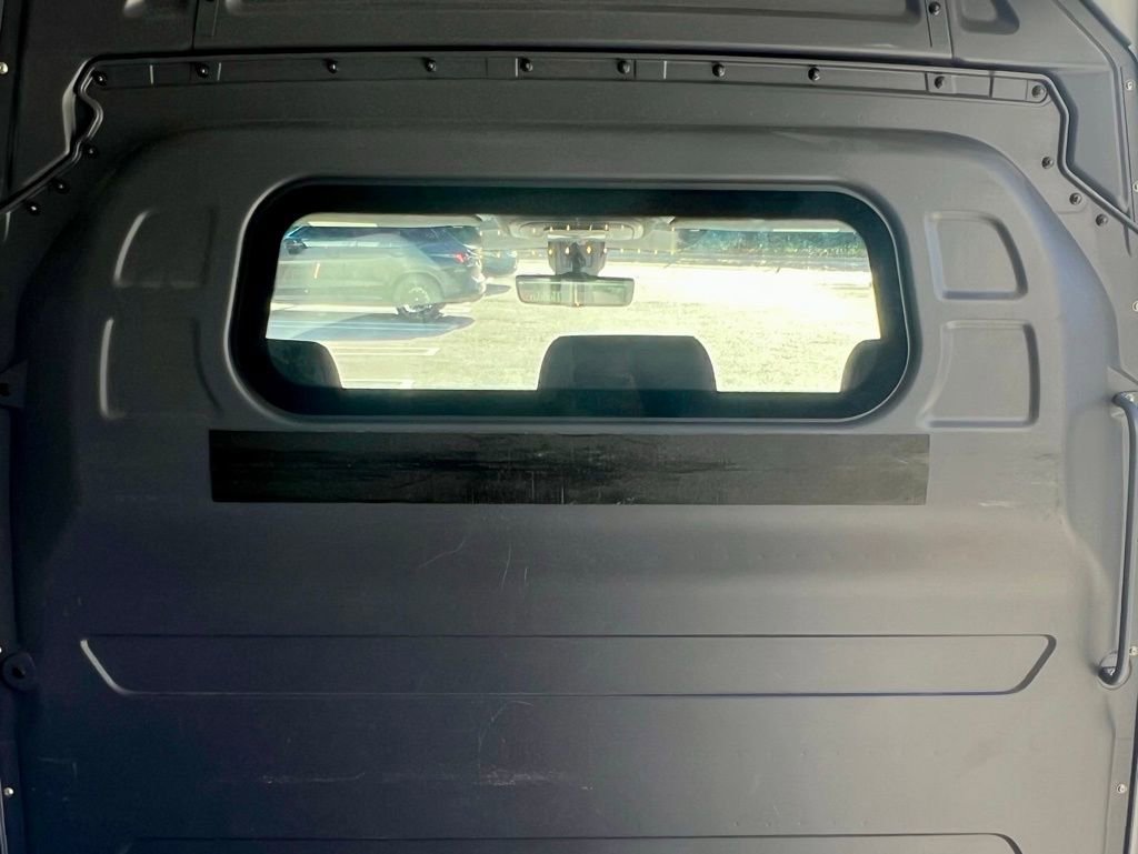 Used 2025 Mercedes-Benz Sprinter 2500 image 17