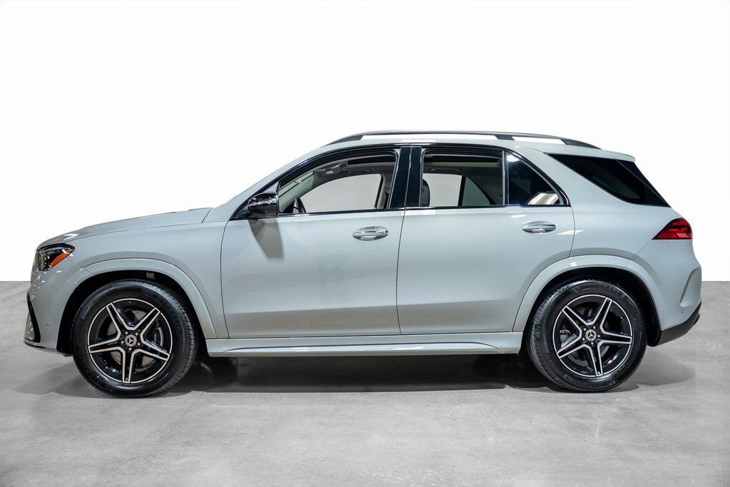 Used 2024 Mercedes-Benz GLE 350 4MATIC w/ AMG Line Exterior image 27