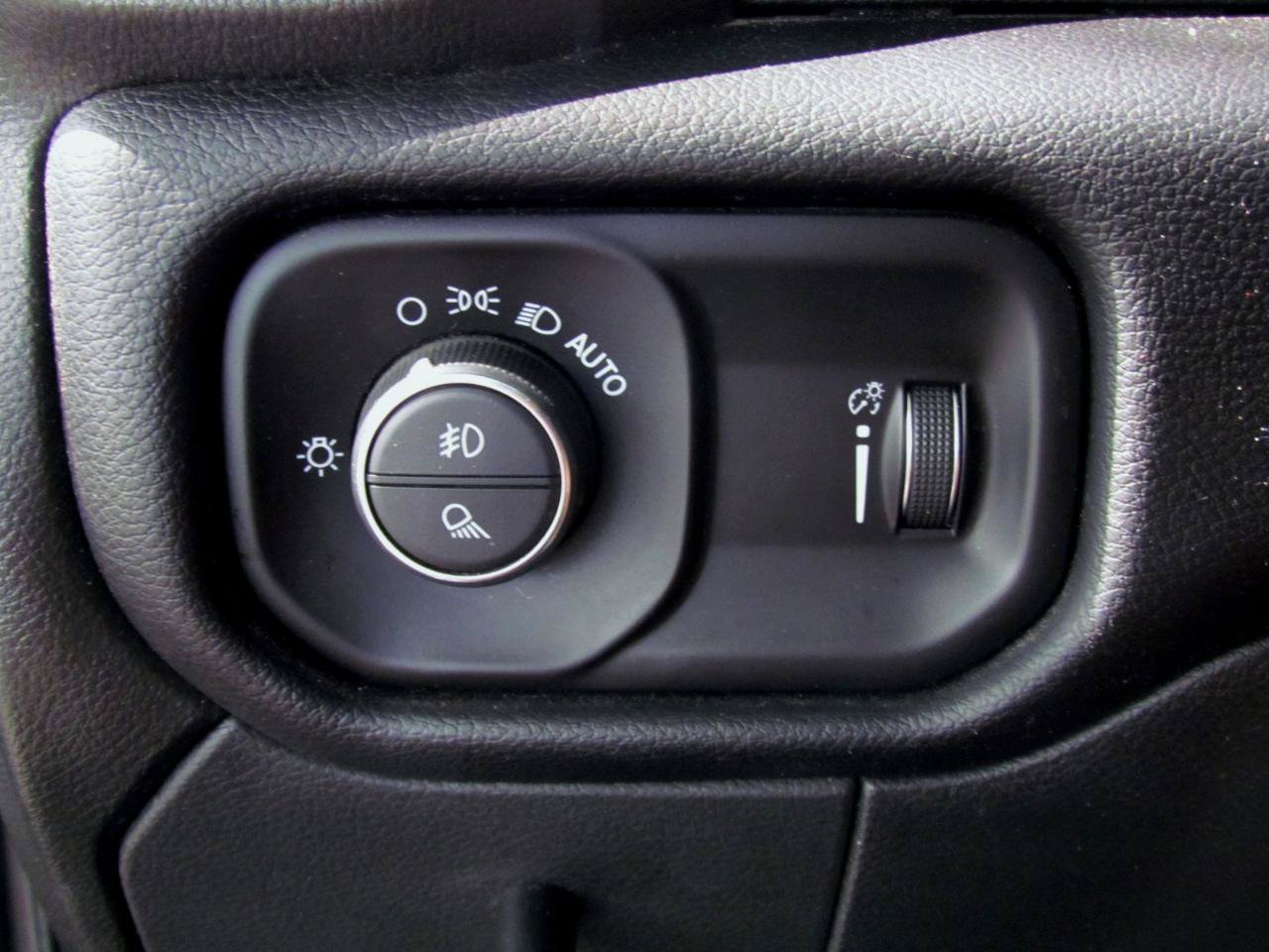 Used 2024 RAM 2500 Big Horn AWD/4WD image 26
