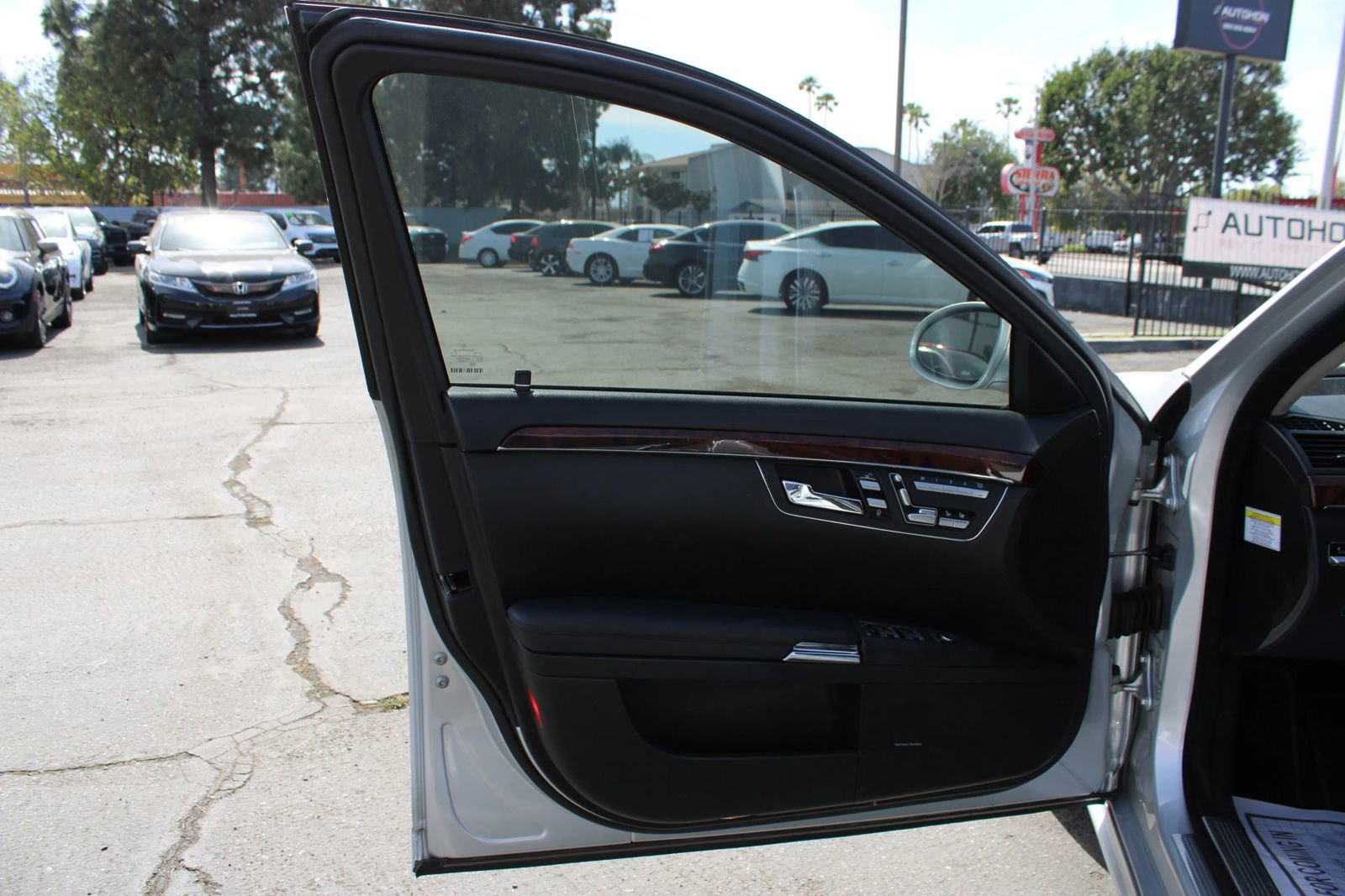 Used 2008 Mercedes-Benz S 550 image 8