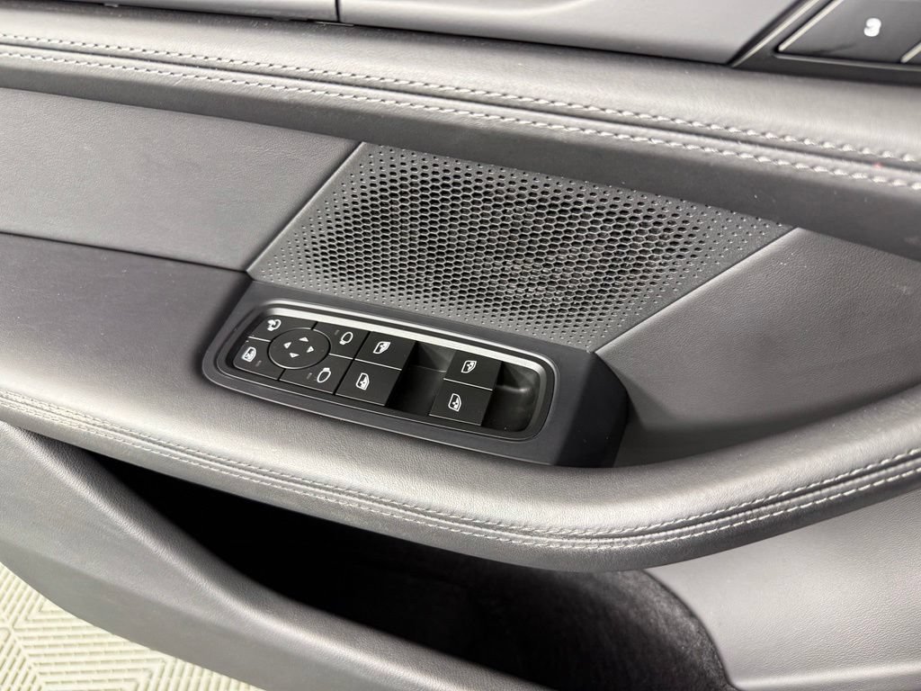 Certified 2023 Porsche Taycan GTS AWD/4WD image 19