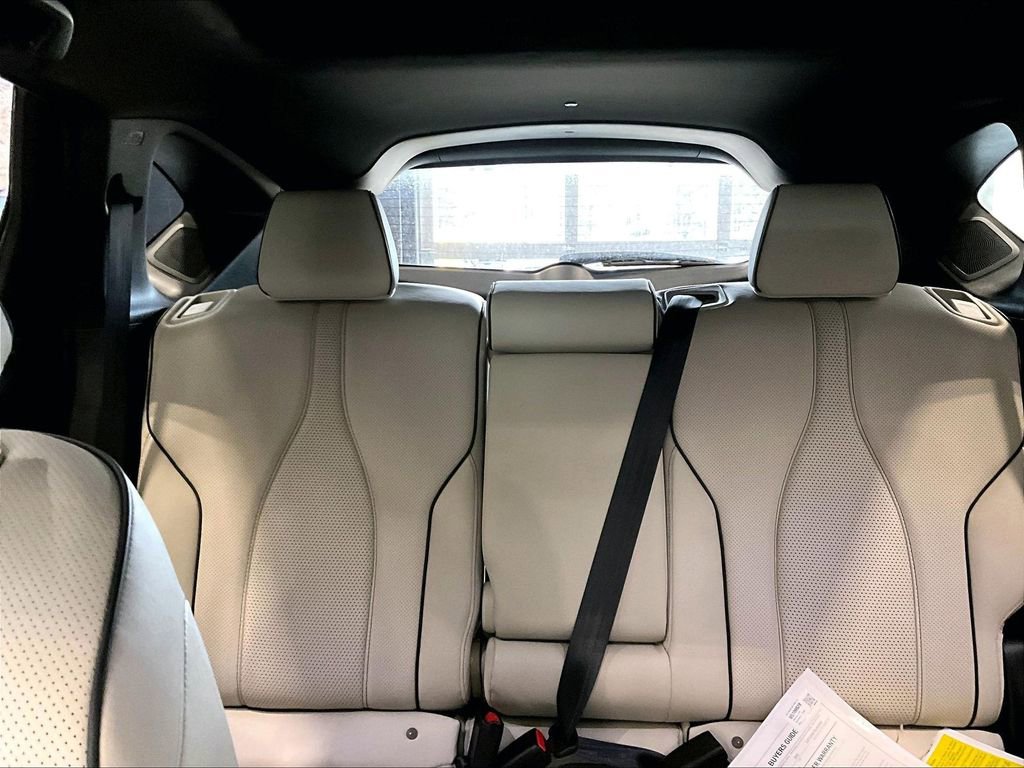 Used 2025 Acura RDX AWD w/ A-Spec & Advance Pkg image 16
