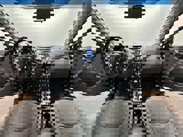 Used 2012 Hyundai Elantra GLS image 15