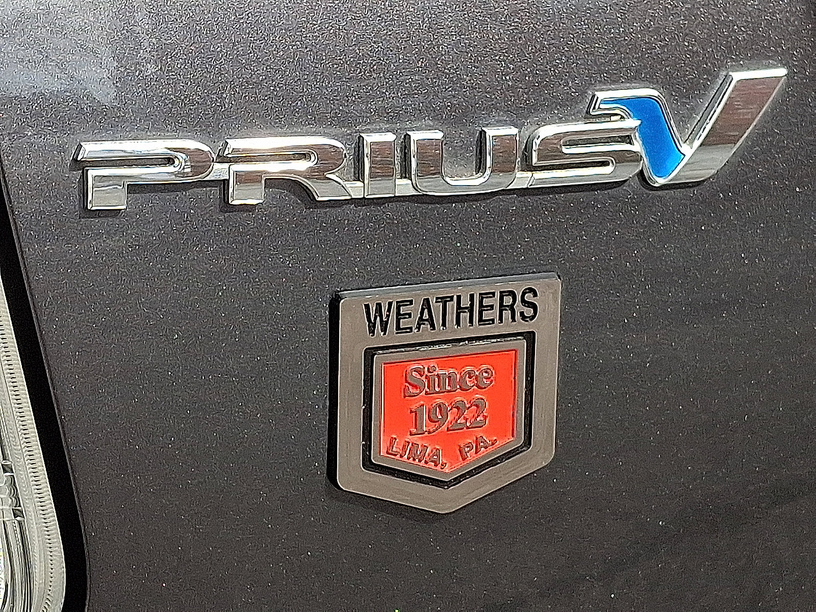 Used 2014 Toyota Prius V Five image 31