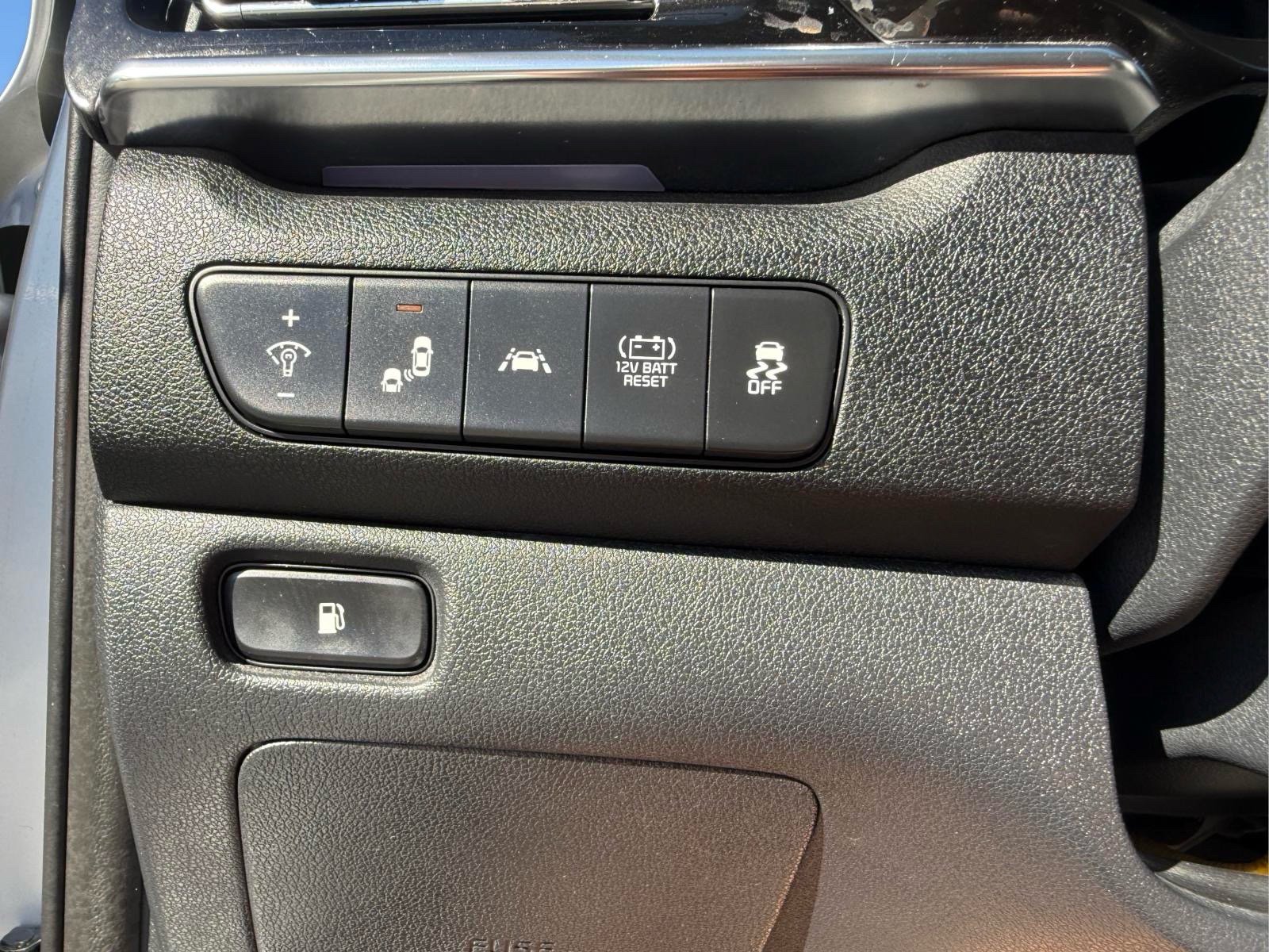 Used 2021 Kia Niro LXS FWD image 24